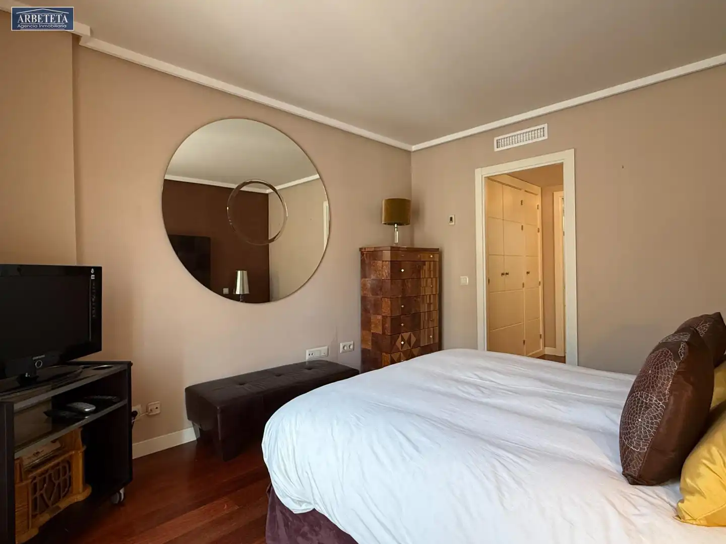 Piso con ascensor en venta en Plan Sur - Amistad, imagen 16