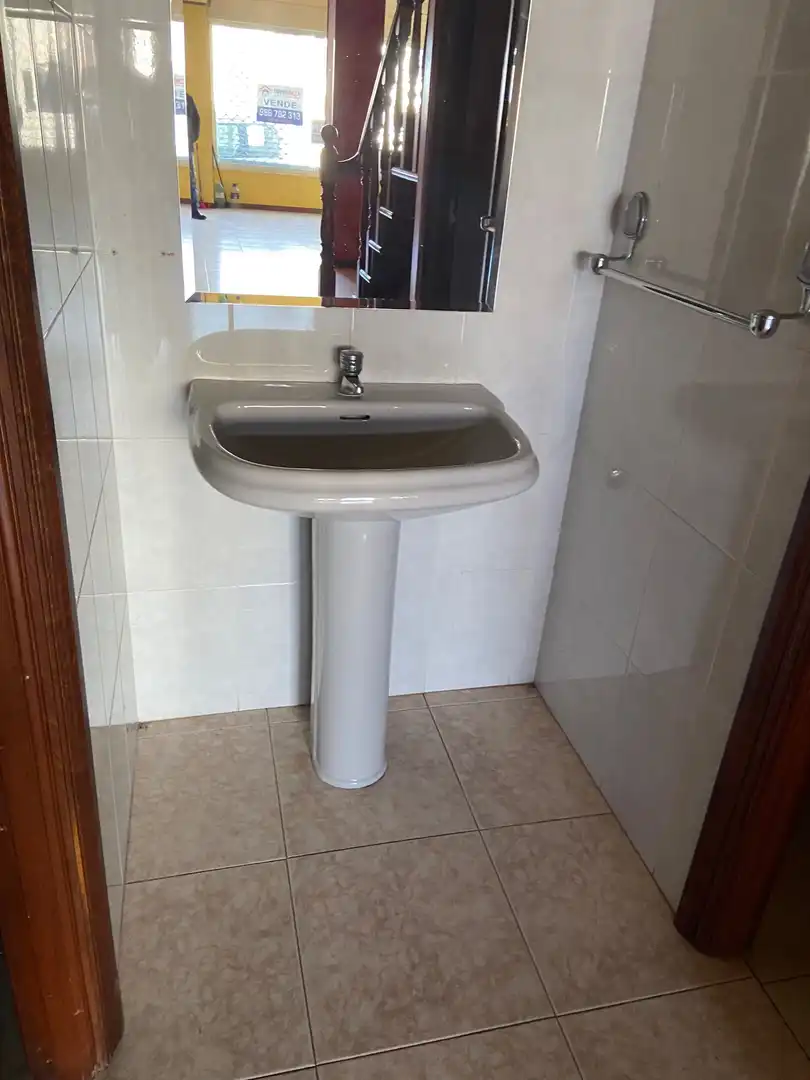Local comercial en venda a Lalín, imagen 9