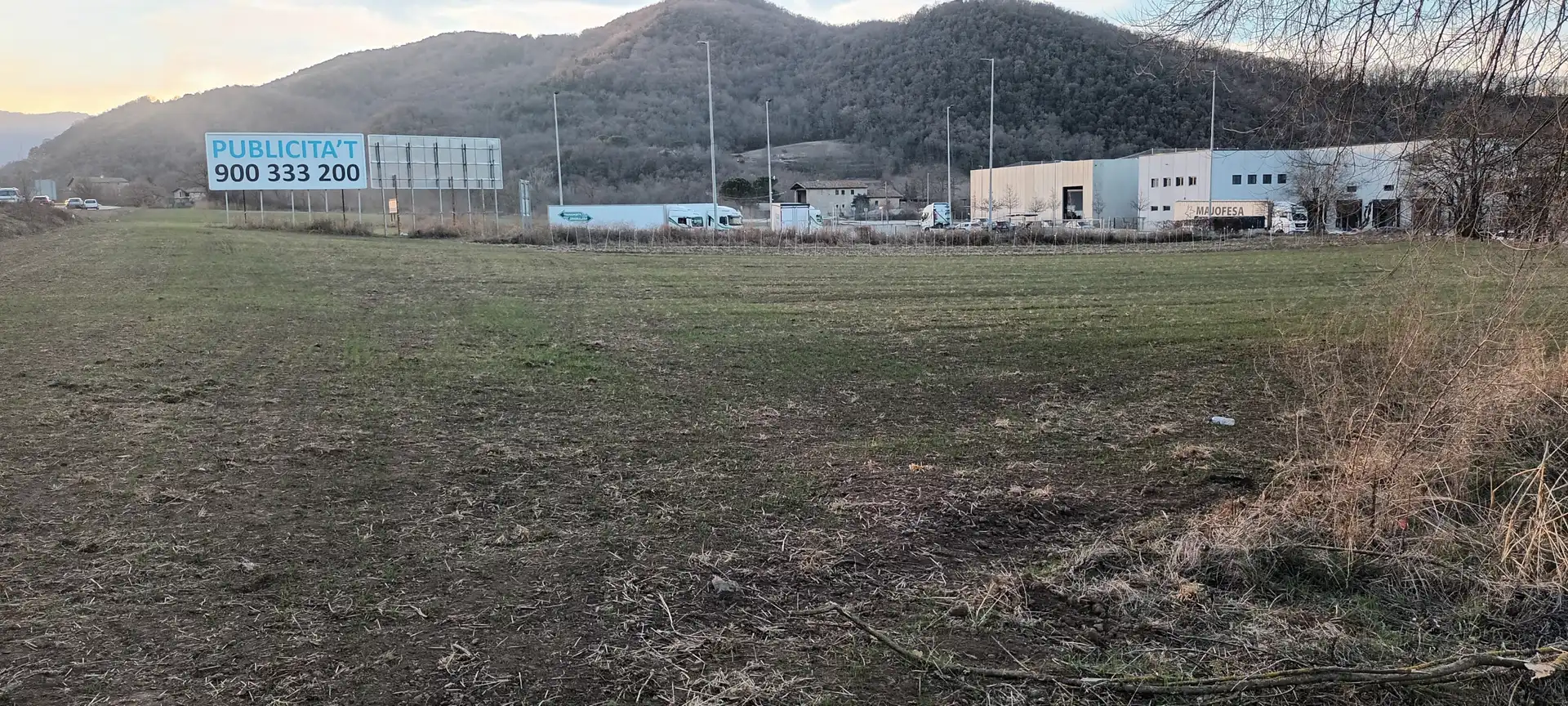 Fabrik Grundstücke zum Verkauf in Carrer dels Garganta, Olot