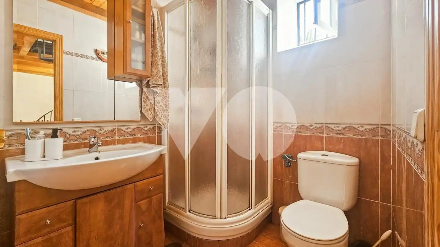 Bathroom of Houses for sale in Madrid  with Air Conditioner, Heating and Furnished