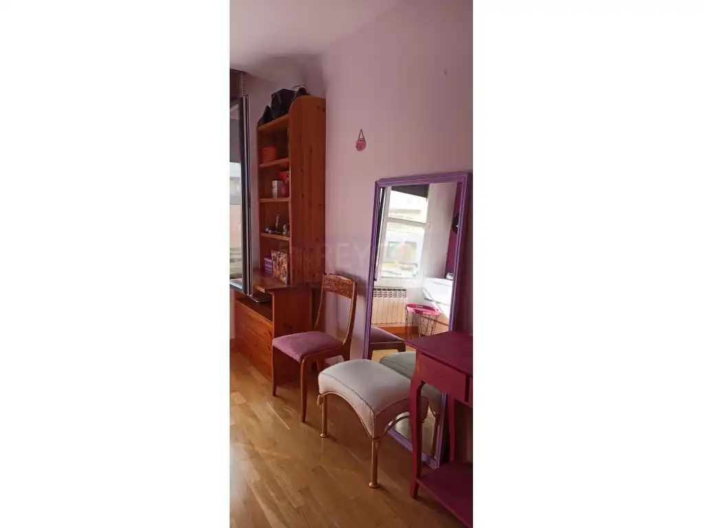 Habitación de Casa adosada en venta en Miranda de Ebro con Jardín privado y Piscina
