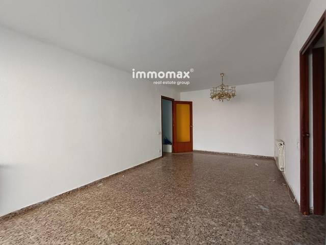 Piso en Alquiler en Sant Antonio Maria Claret en Montesa