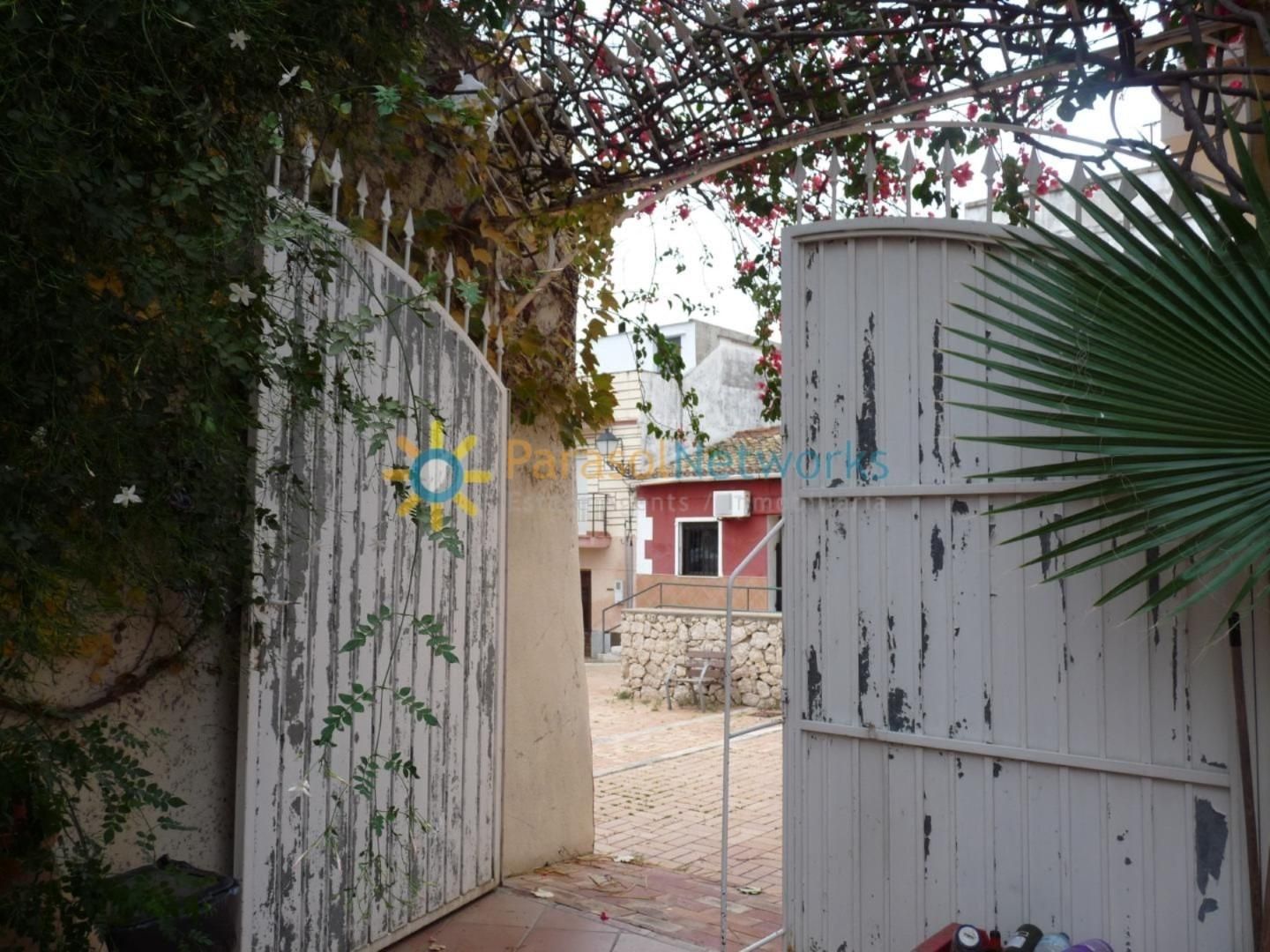 Vista exterior de Finca rústica en venda en Gandia amb Calefacció, Terrassa i Traster