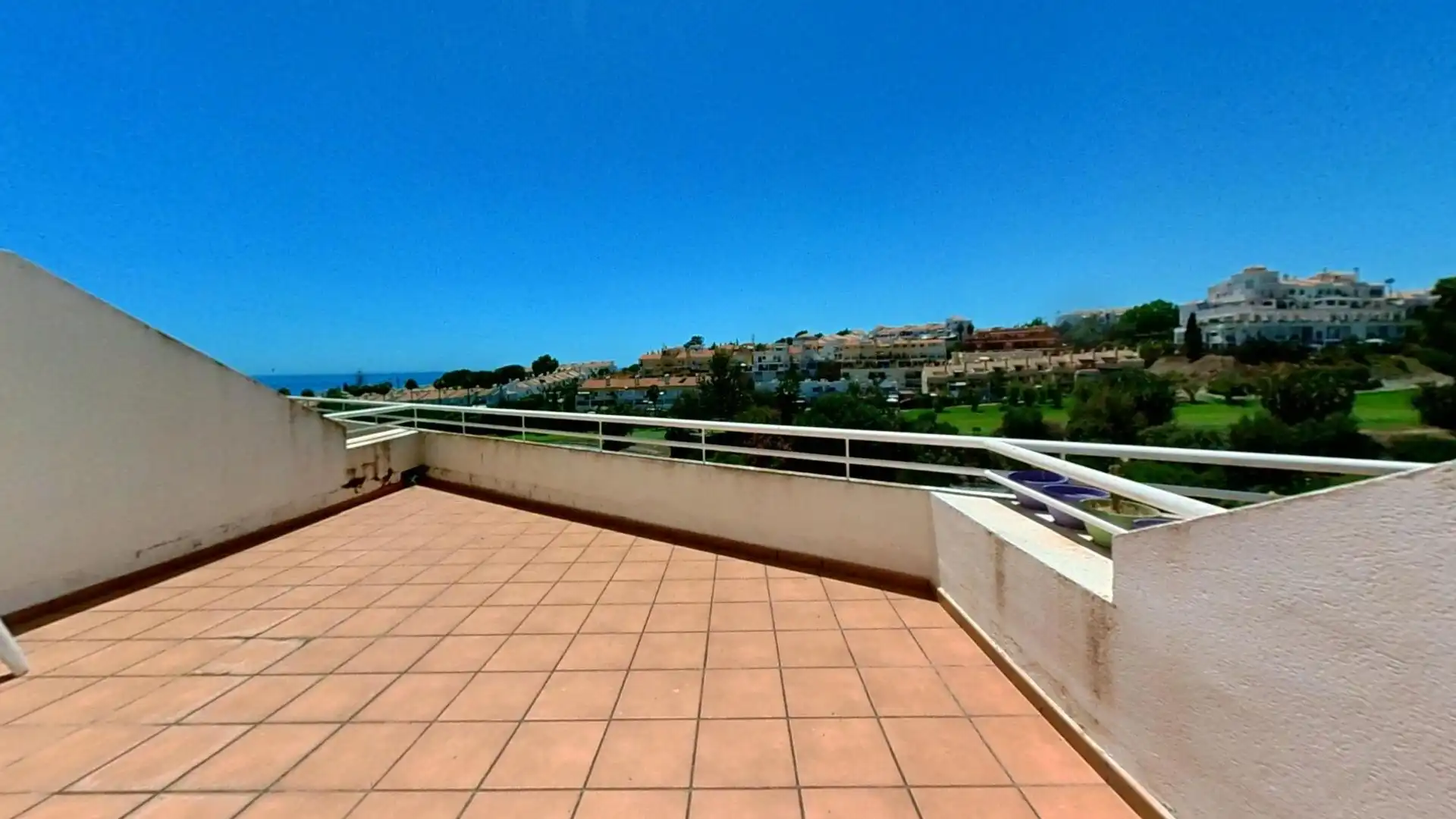Terrassa de Casa adosada en venda en Rincón de la Victoria amb Aire condicionat, Calefacció i Jardí privat