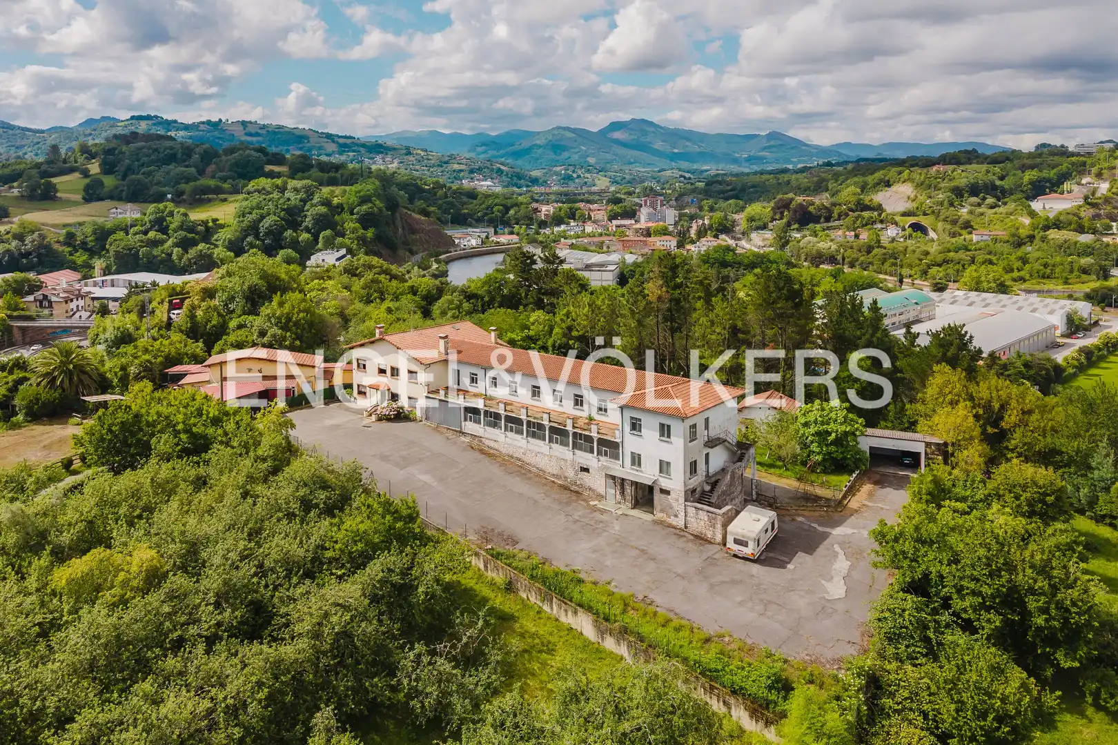 Houses for sale in Donostia - San Sebastián   with Air Conditioner, Heating and Private garden