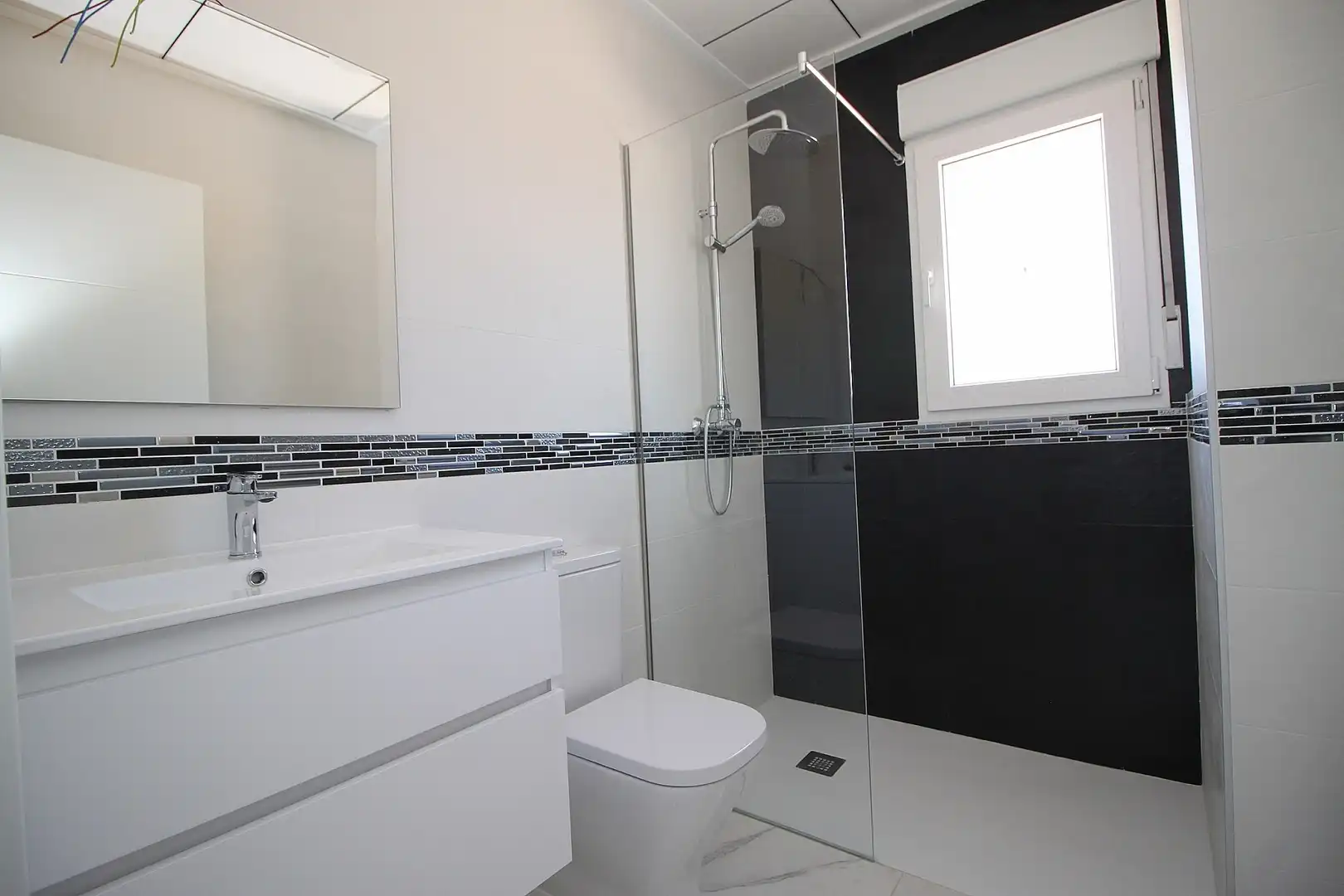Villa zum Verkauf in El Pinós / Pinoso, imagen 30