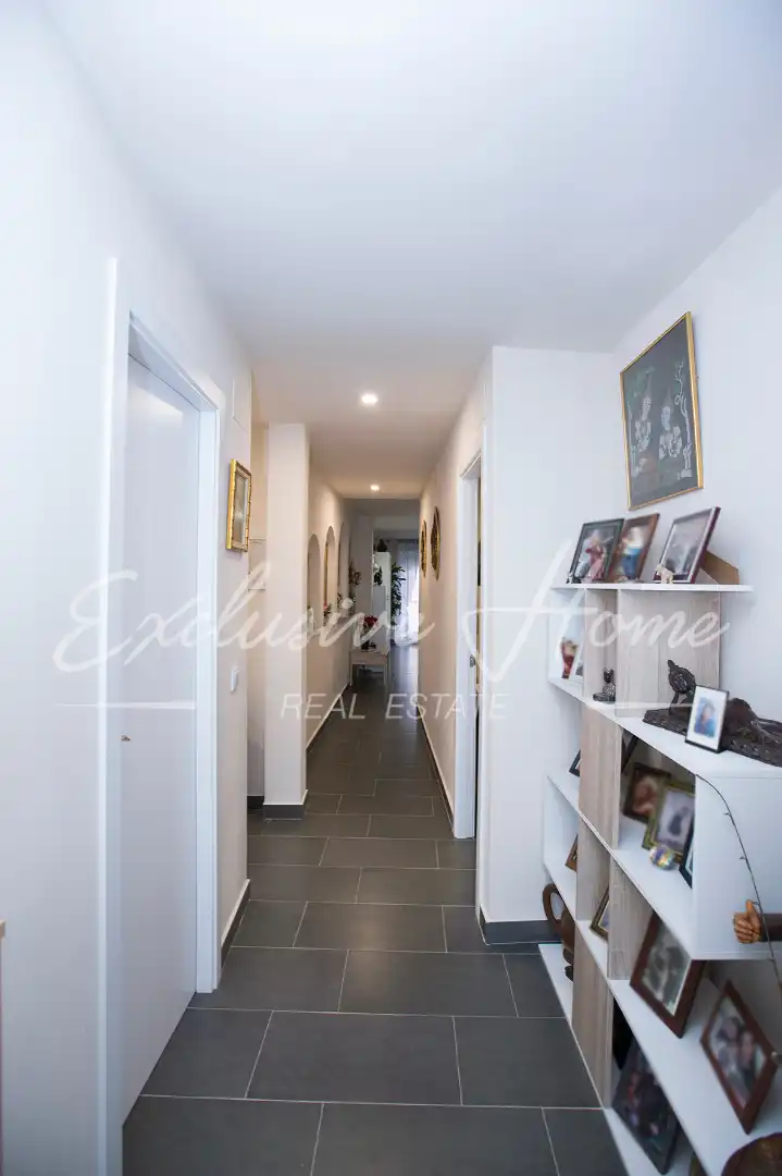 Piso con terraza en venta en Carrer de Sant Joaquim, imagen 3