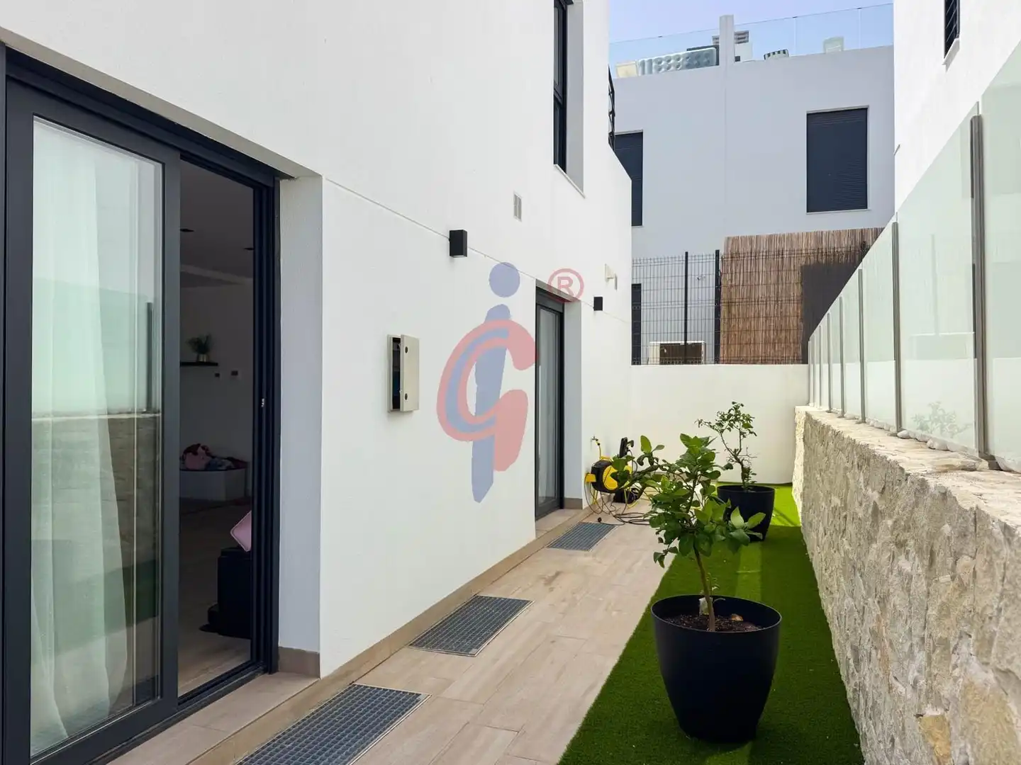 Terrassa de Casa o xalet en venda en Orihuela amb Aire condicionat, Terrassa i Piscina