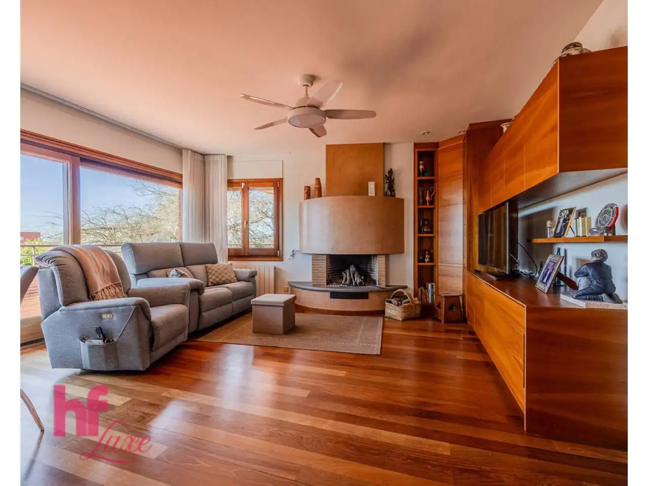 Sala de estar de Casa o chalet en venta en Granollers con Calefacción, Jardín privado y Parquet