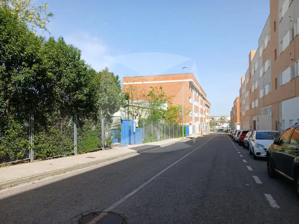 Local comercial en venda a Calle Juan Ramon Jimenez