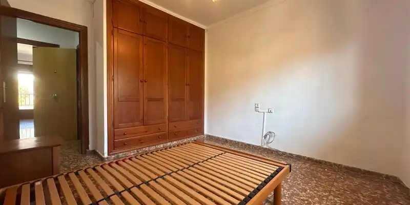 Dormitori de Casa adosada en venda en Villanueva del Trabuco amb Aire condicionat, Terrassa i Traster