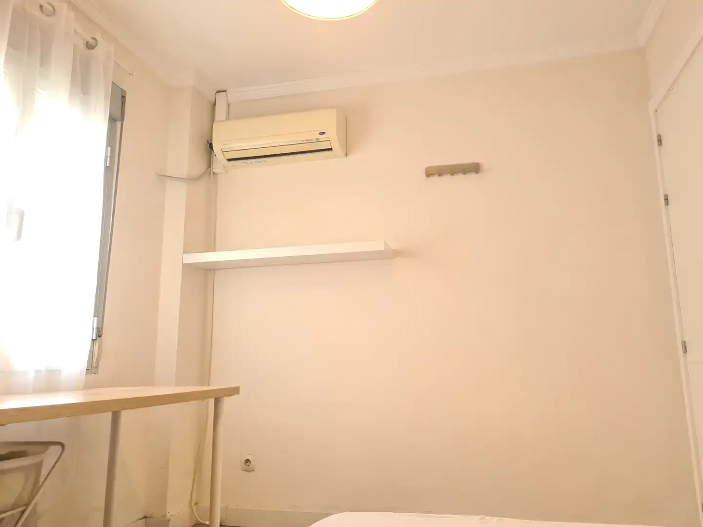 Flat for sale in Sevilla  with Air Conditioner, Storage room and Balcony