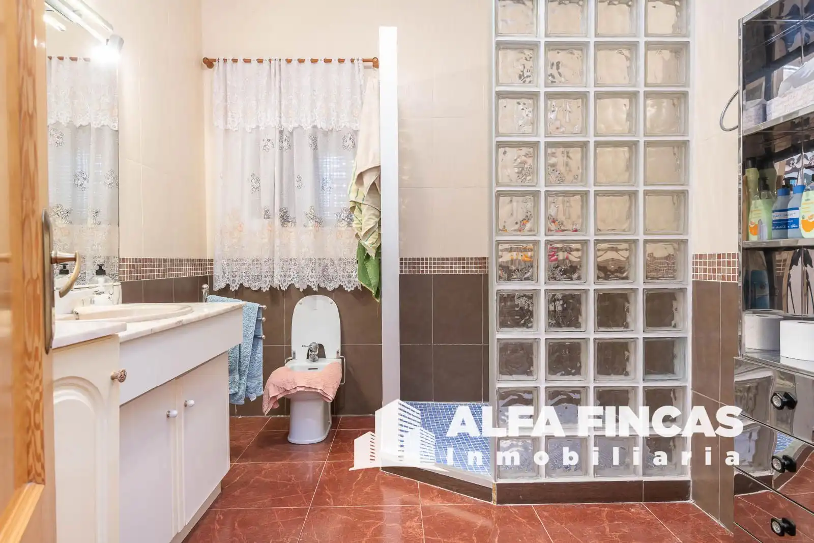 Baño de Casa o chalet en venta en Villar de la Encina con Calefacción, Jardín privado y Terraza