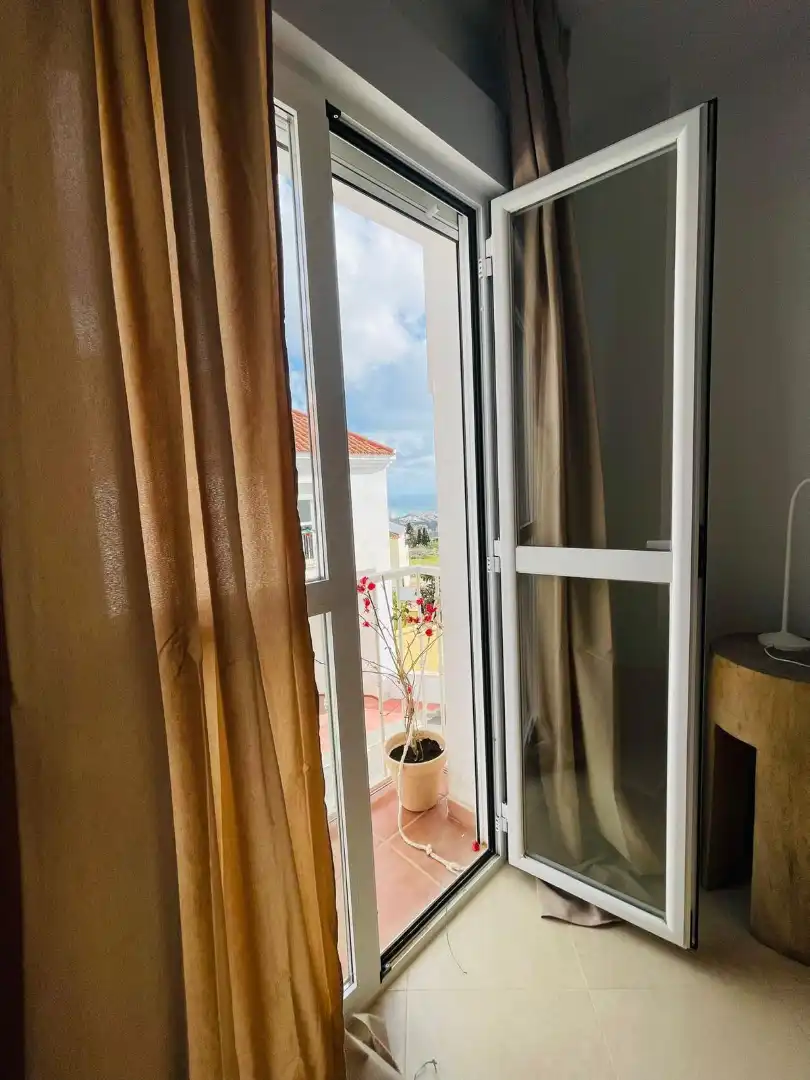 Balcony of Flat for sale in Benalmádena  with Air Conditioner, Storage room and Furnished