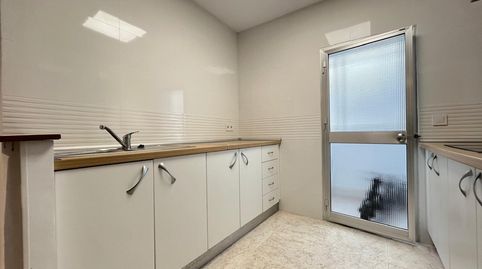 Foto 3 de Piso de alquiler en Avenida Virgen de Los Reyes, Centro - Doña Mercedes, Dos Hermanas