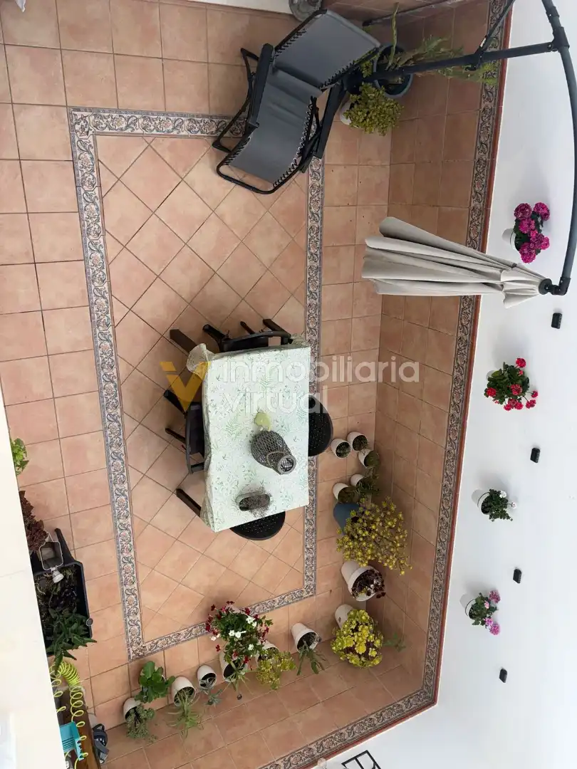 Cuina de Casa o xalet en venda en Lucena amb Moblat