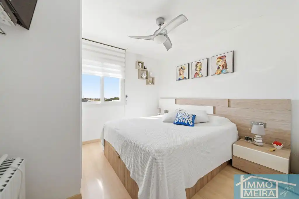 Habitación de Apartamento en venta en Roses con Aire acondicionado, Calefacción y Terraza