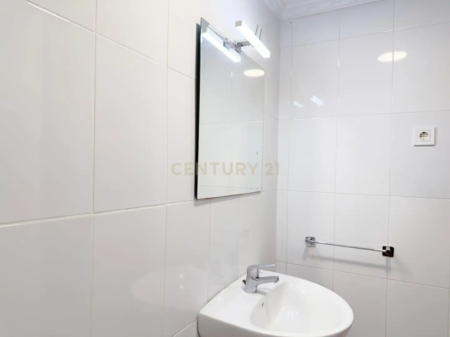 Bathroom of Apartments for sale in Mataró