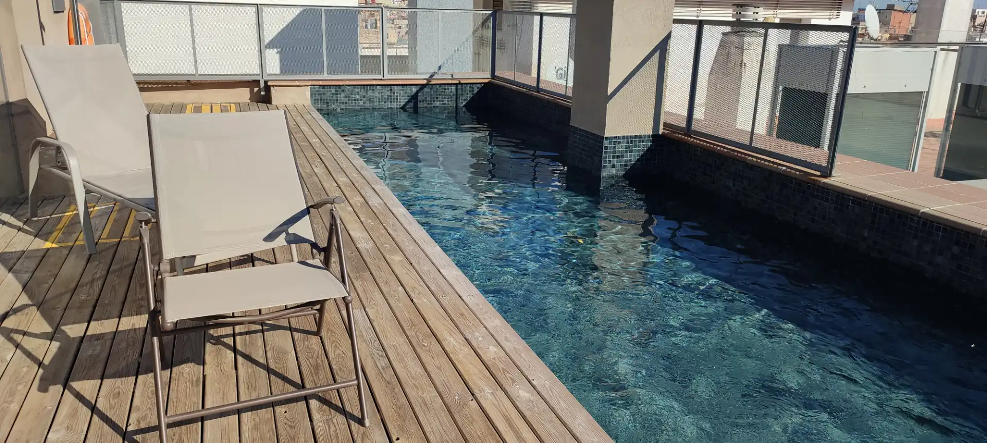 Piscina de Pis en venda en Barcelona amb Aire condicionat, Calefacció i Parquet