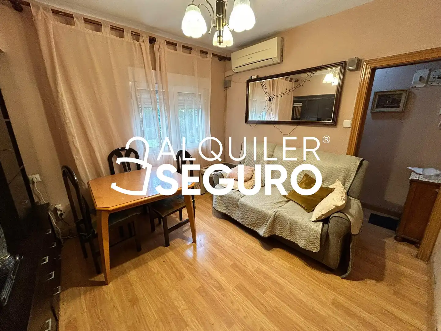 Bedroom of Flat for rent in Madrid  with Air Conditioner, Heating and Furnished