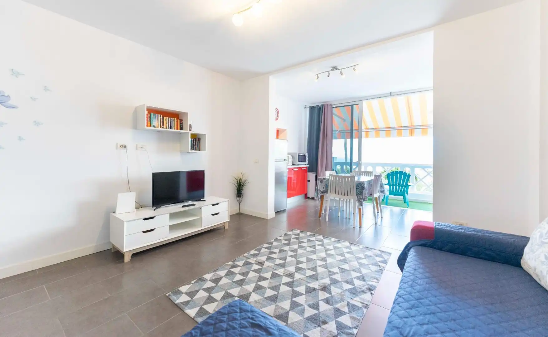 Sala de estar de Apartamento de alquiler en Adeje con Aire acondicionado, Terraza y Amueblado