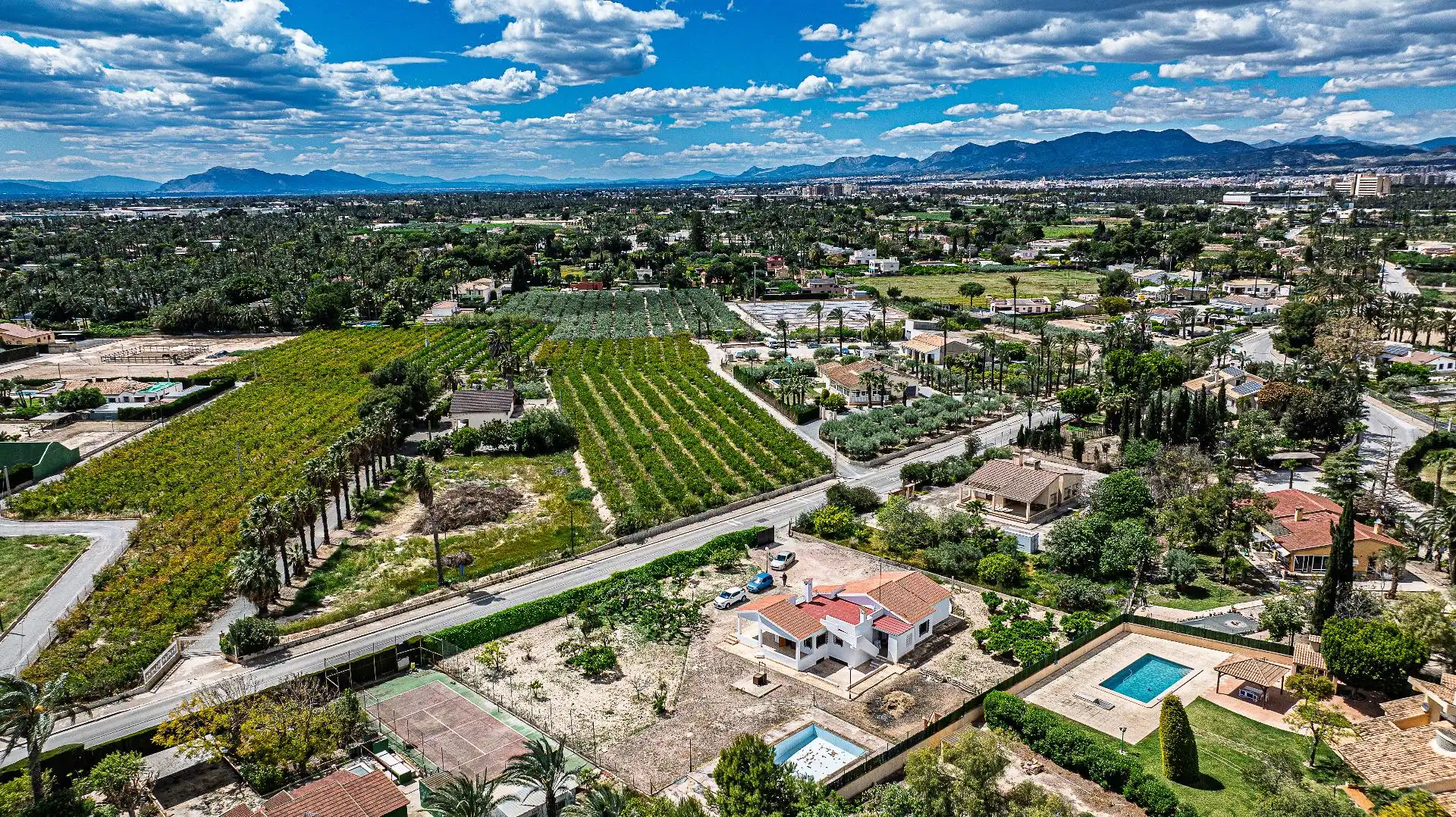 Casa o xalet en venda en Elche / Elx amb Jardí privat, Terrassa i Piscina