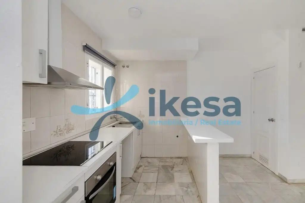 Kitchen of Detached homes for sale in Marbella  with Community pool