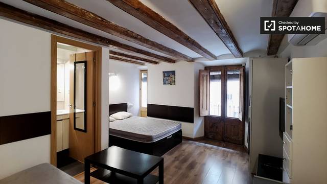 Piso en Alquiler en El Raval