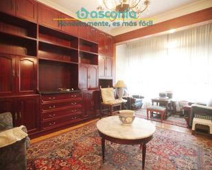 Living room of Flat for sale in Basauri 