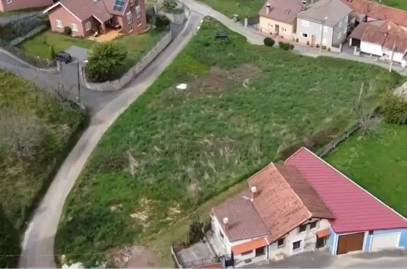Terreny residencial en venda a Pravia, imagen 2