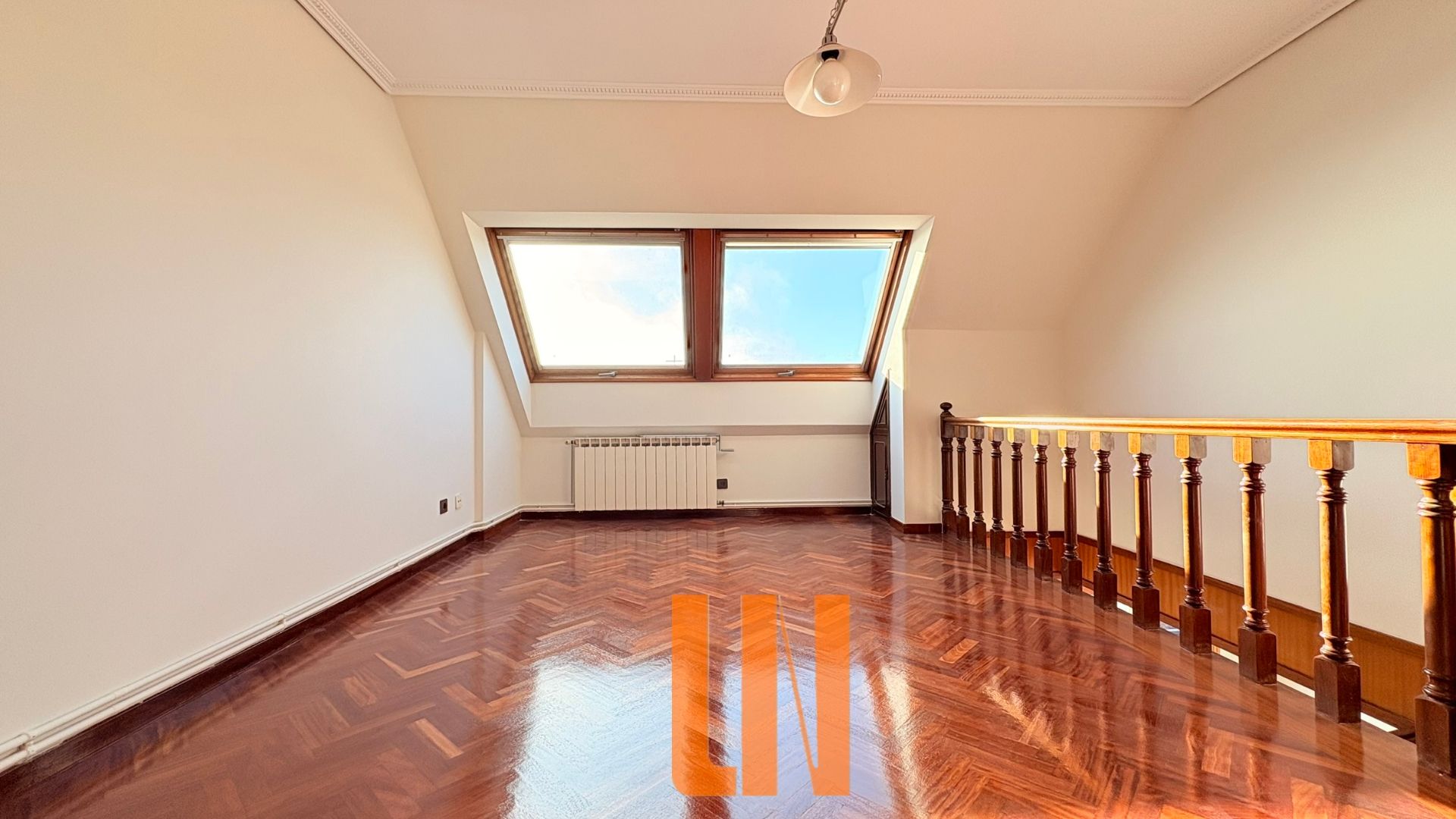 Dúplex en venta en A Coruña Capital  con Calefacción y Parquet
