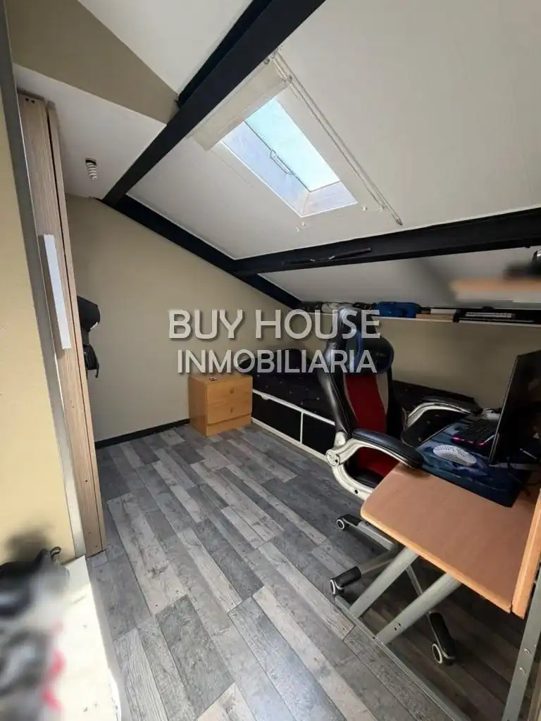 Dúplex en venta en Ugena con Aire acondicionado, Calefacción y Amueblado