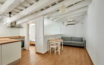 Sala d'estar de Pis en venda en  Barcelona Capital amb Aire condicionat, Calefacció i Parquet