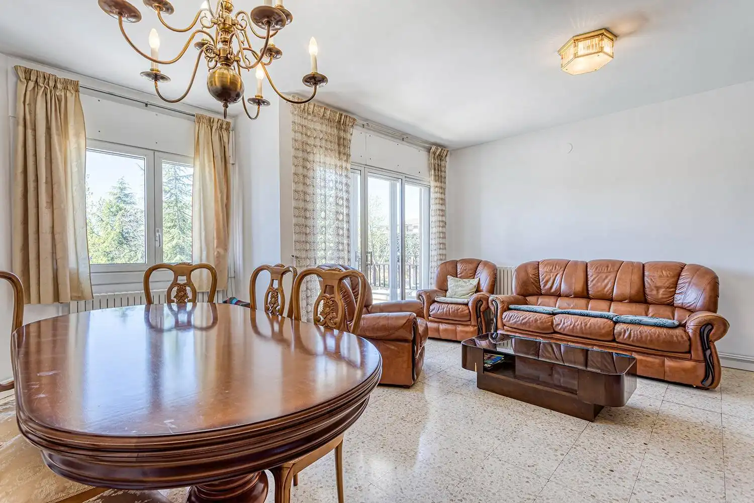 Sala de estar de Piso en venta en Igualada con Calefacción, Terraza y Trastero