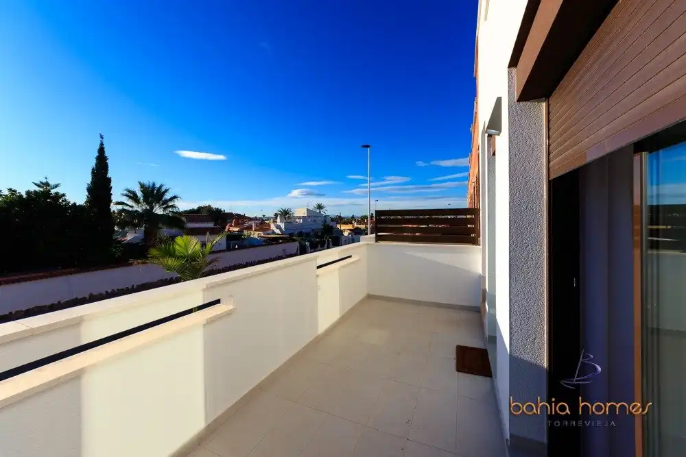 Reihenhaus mit Terrasse zum Verkauf in Pilar de la Horadada ciudad, imagen 20