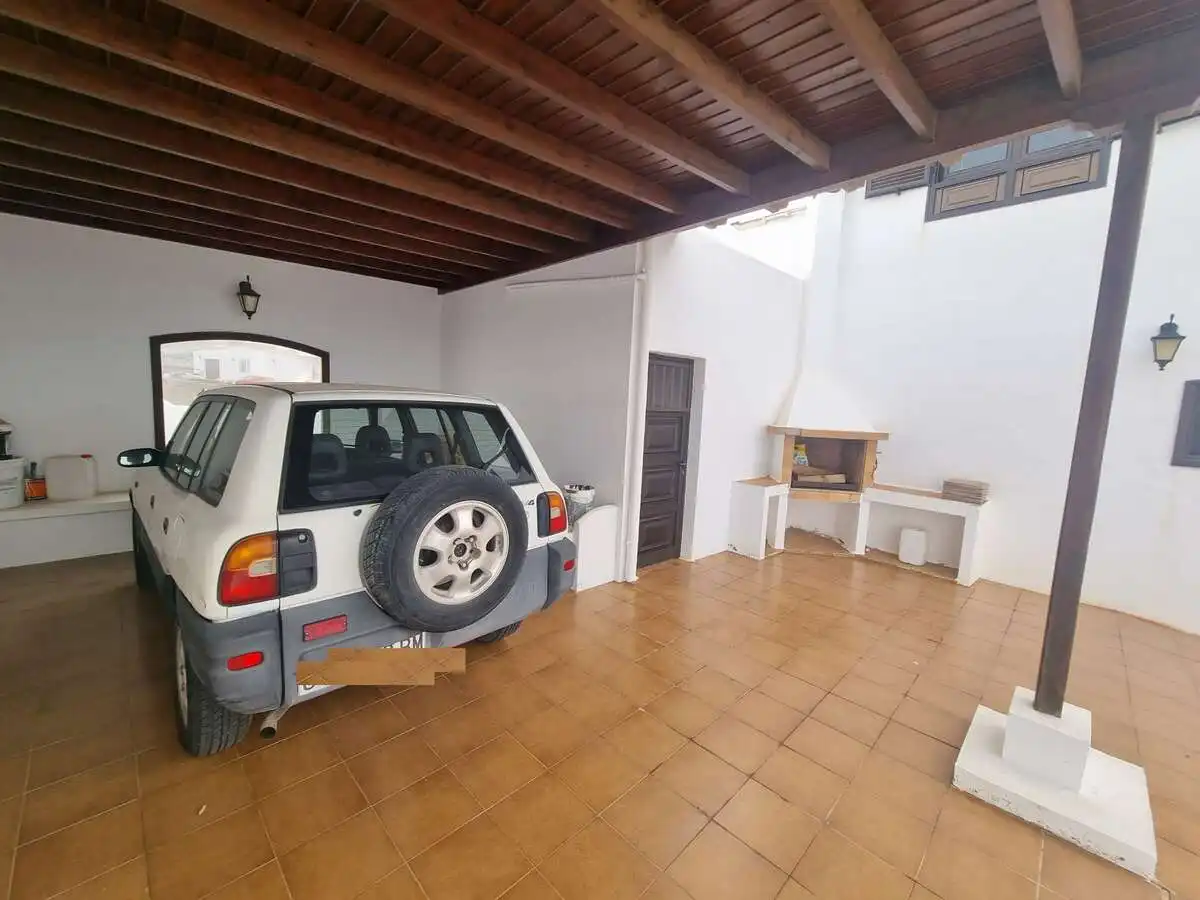 Casa o chalet en venta en Tías con Jardín privado, Terraza y Amueblado