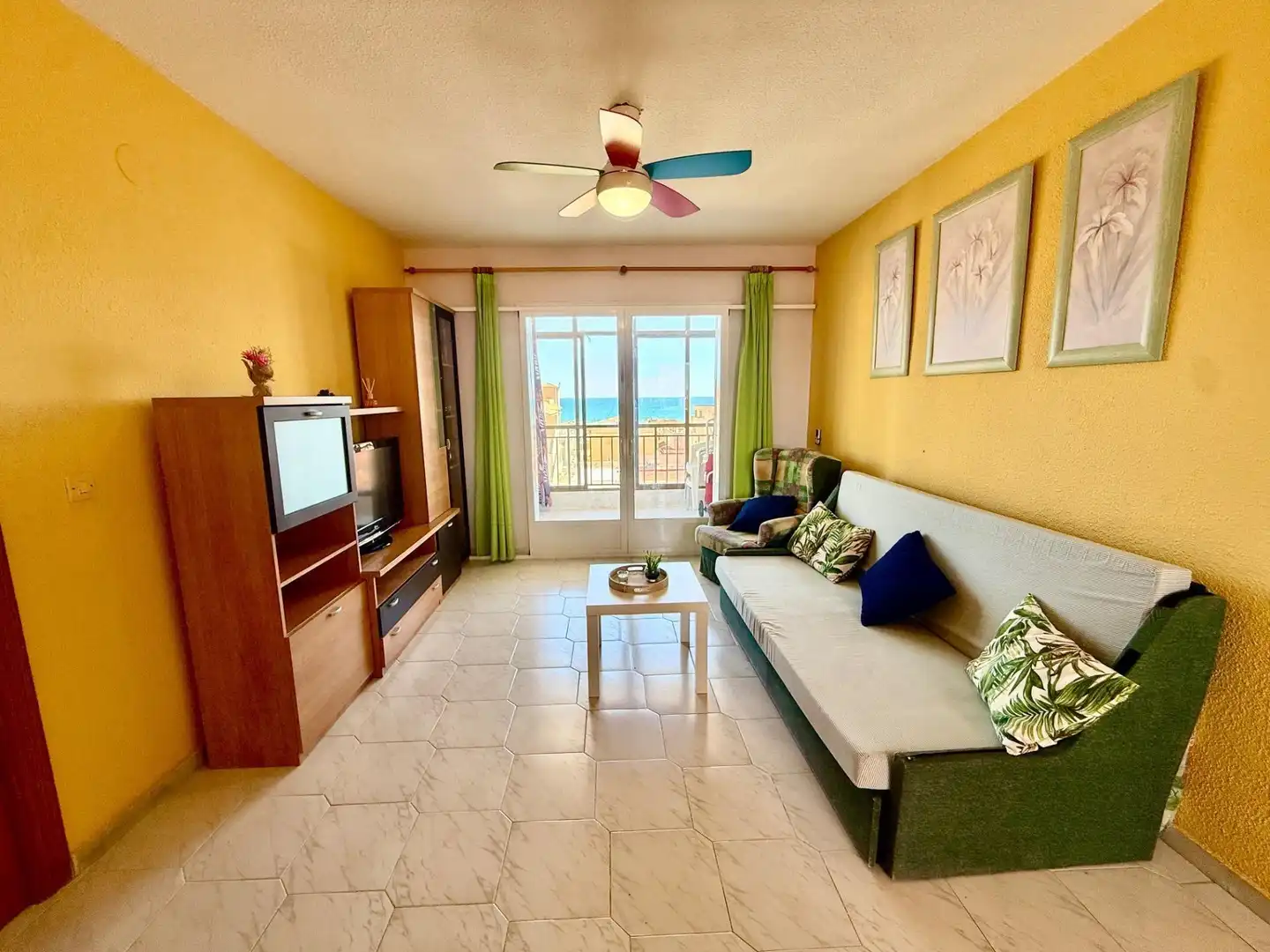 Sala de estar de Ático en venta en Torrevieja