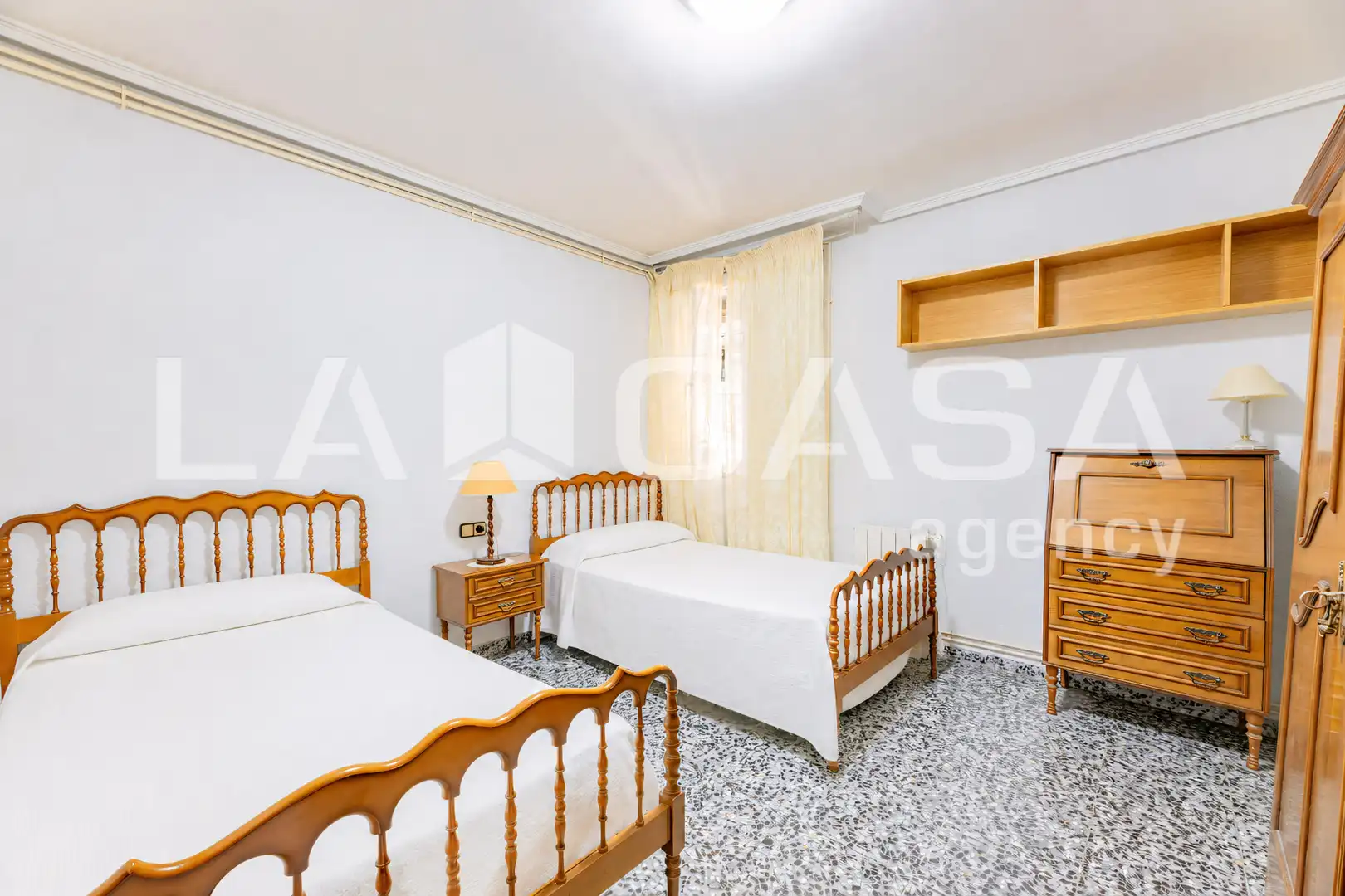 Schlafzimmer von Wohnung zum Verkauf in Valencia mit Balkon