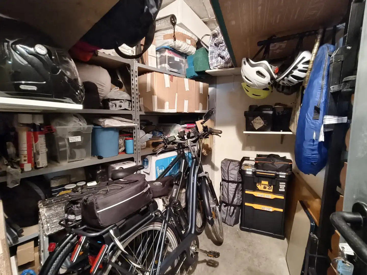 Piso en venta en Alicante / Alacant con Aire acondicionado, Amueblado y Balcón