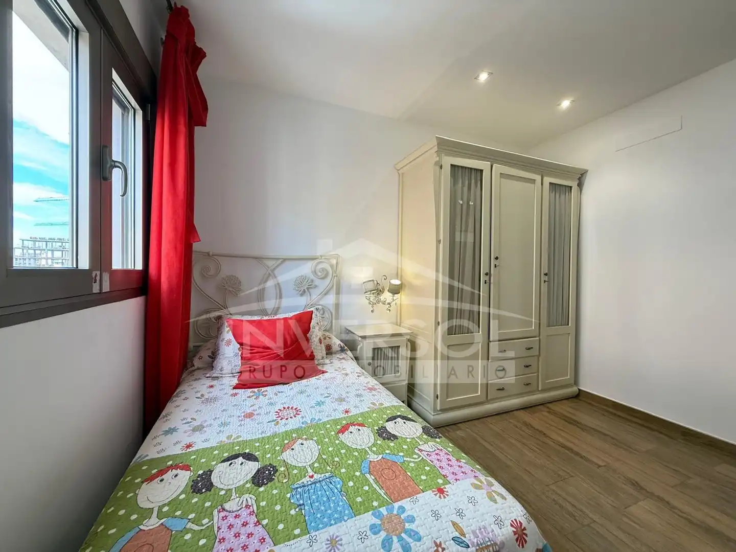 Bedroom of Flat for sale in Adra  with Air Conditioner, Heating and Furnished