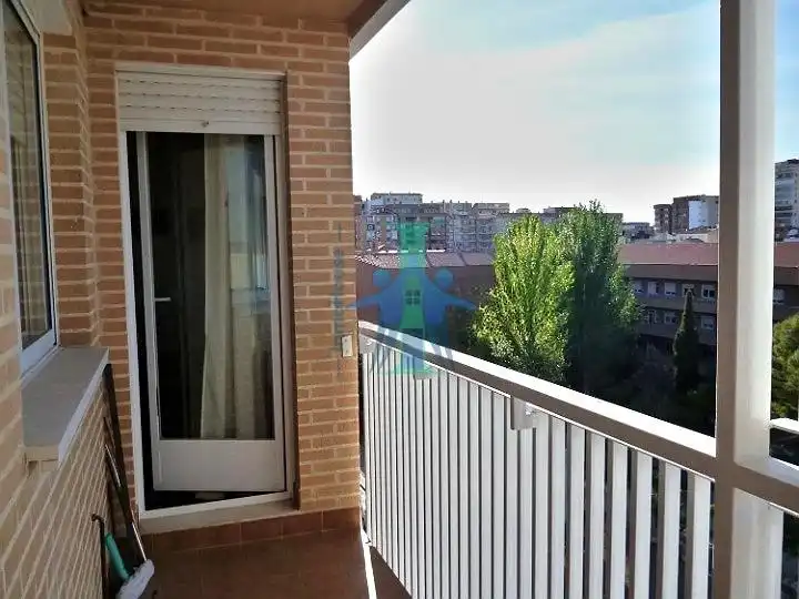 Apartamento de alquiler en Albacete, Albacete