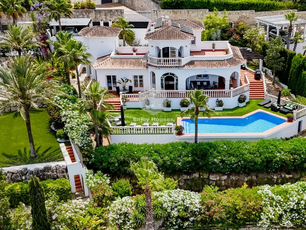 Casa amb piscina en venda a Partides comunes - Adsubia, imagen 2