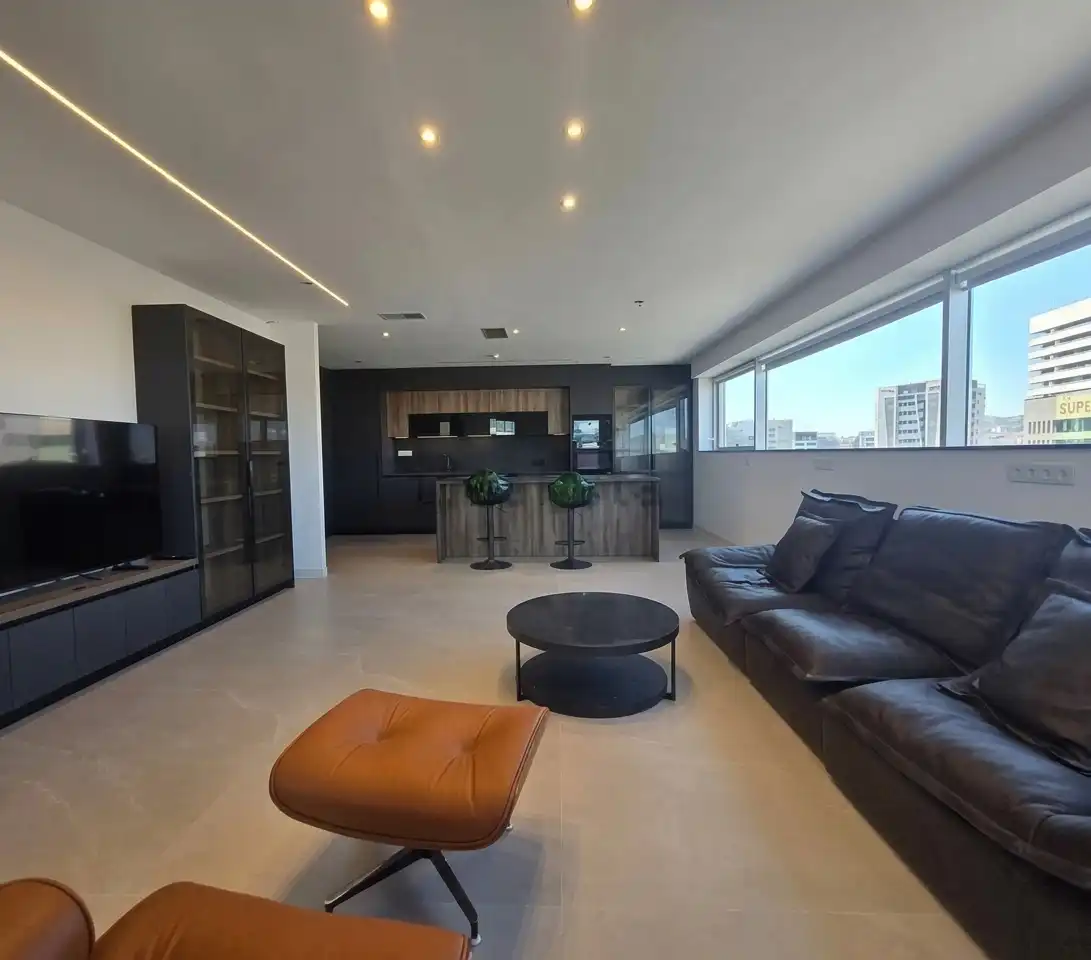 Wohnzimmer von Dachboden zur Miete in L'Hospitalet de Llobregat mit Klimaanlage, Heizung und Terrasse