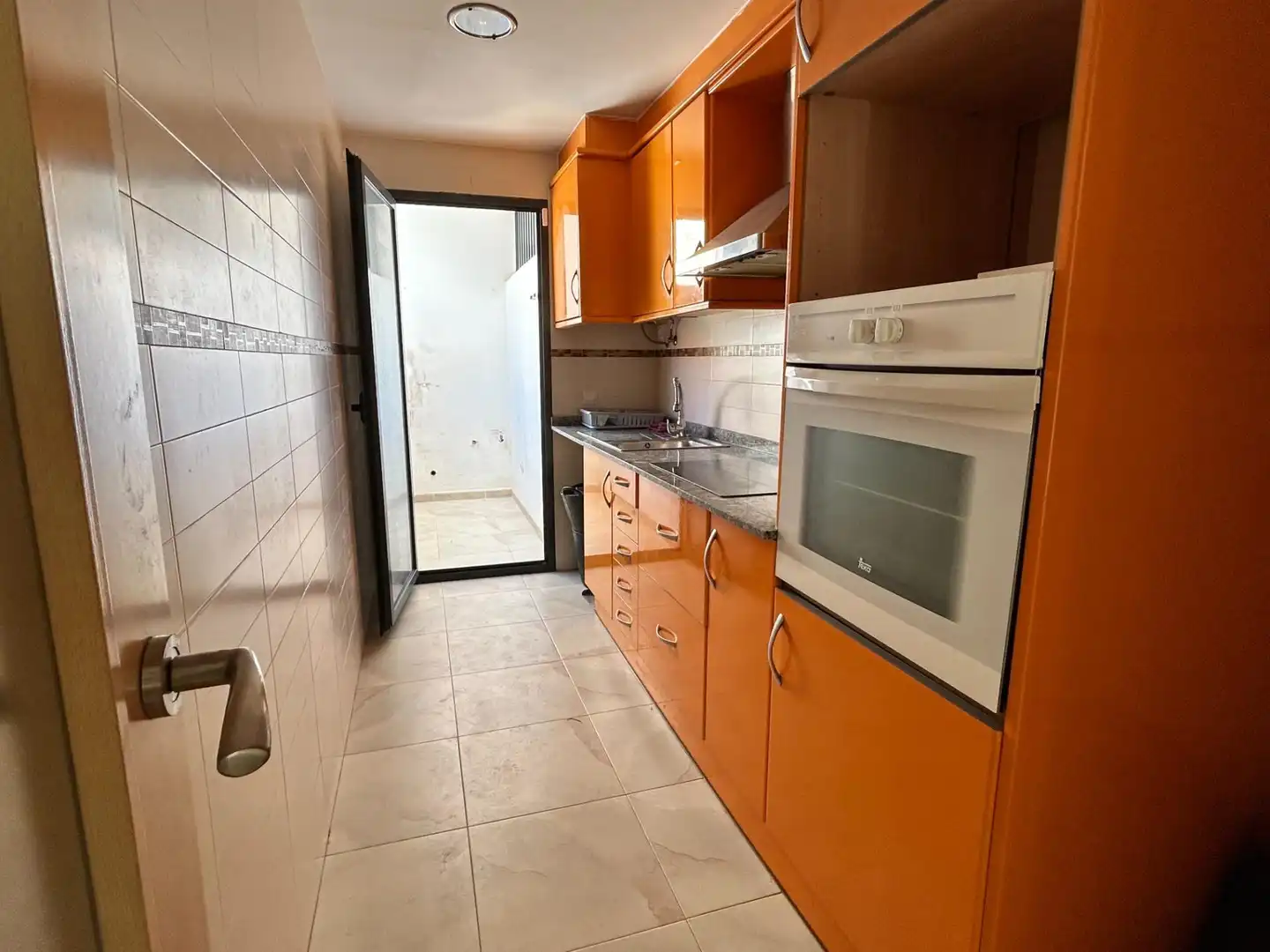 Appartamento con terrazza in vendita a Calle Calle Camino de Forna, imagen 13