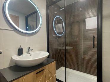 Appartamento con balcone in vendita a Centro