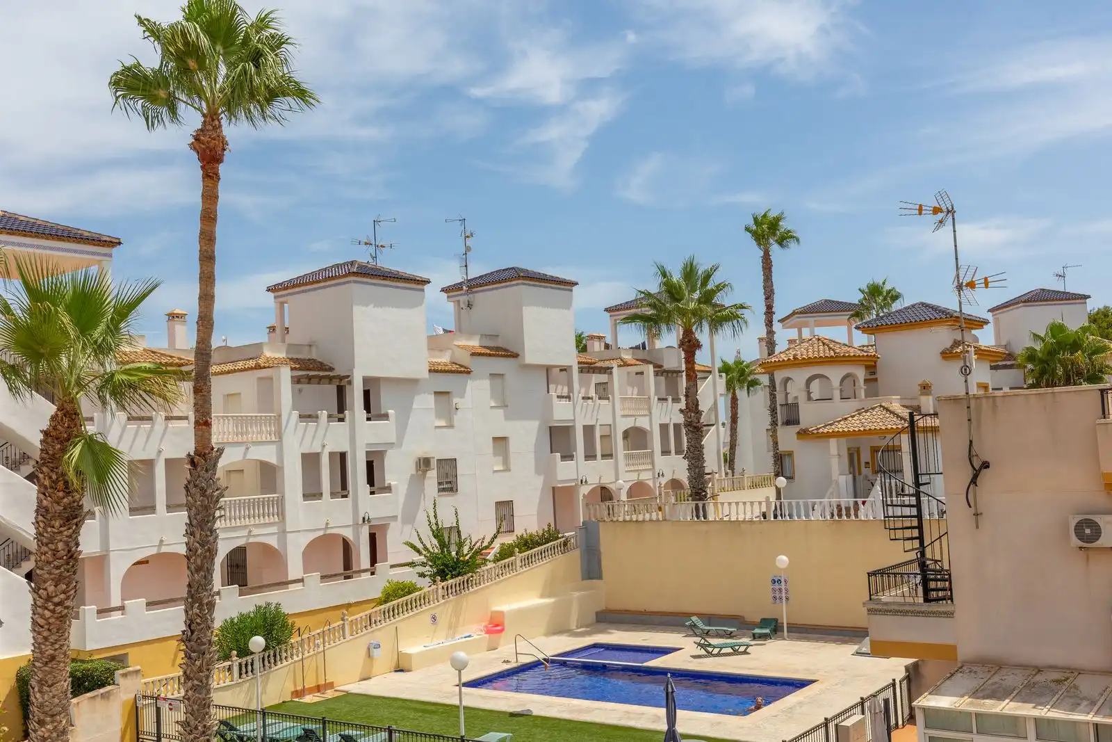 Apartment mit Terrasse zum Verkauf in Calle Tomás Bretón, imagen 3
