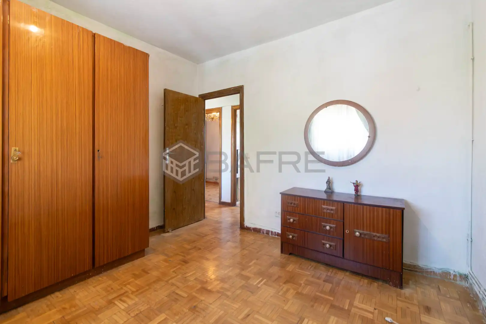 Habitación de Piso en venta en Madrid con Terraza