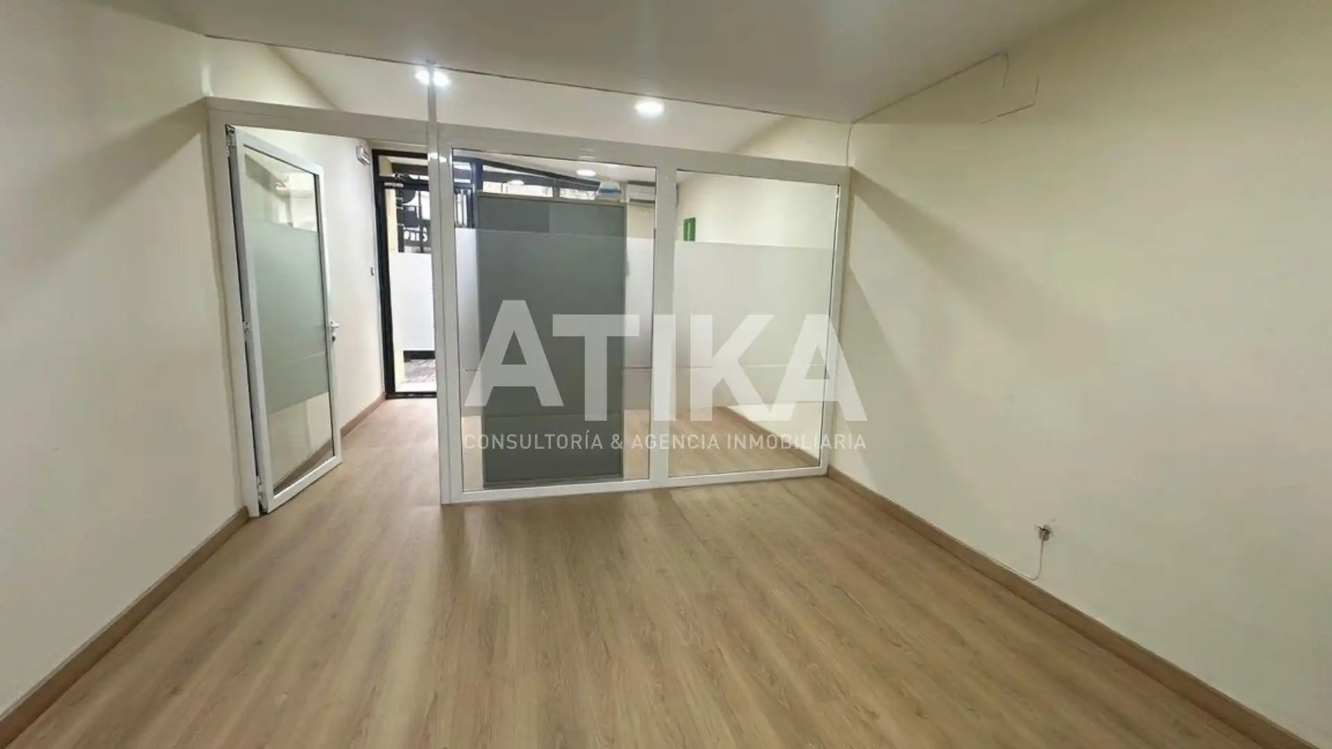 Office for rent in Ontinyent  with Air Conditioner and Heating