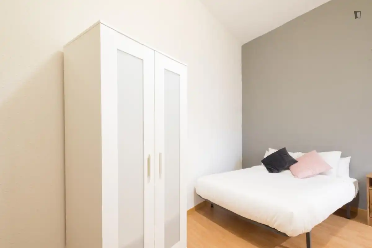 Zimmer in Universidad - Malasaña
