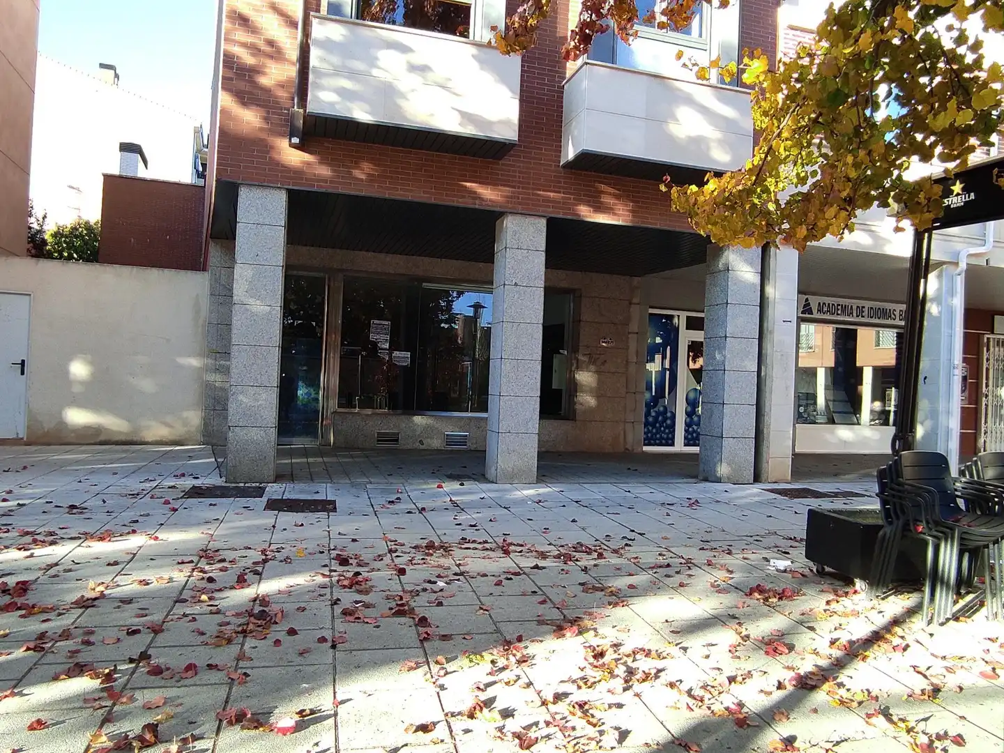 Business premises for sale in Plaza MAYOR, imagen 2